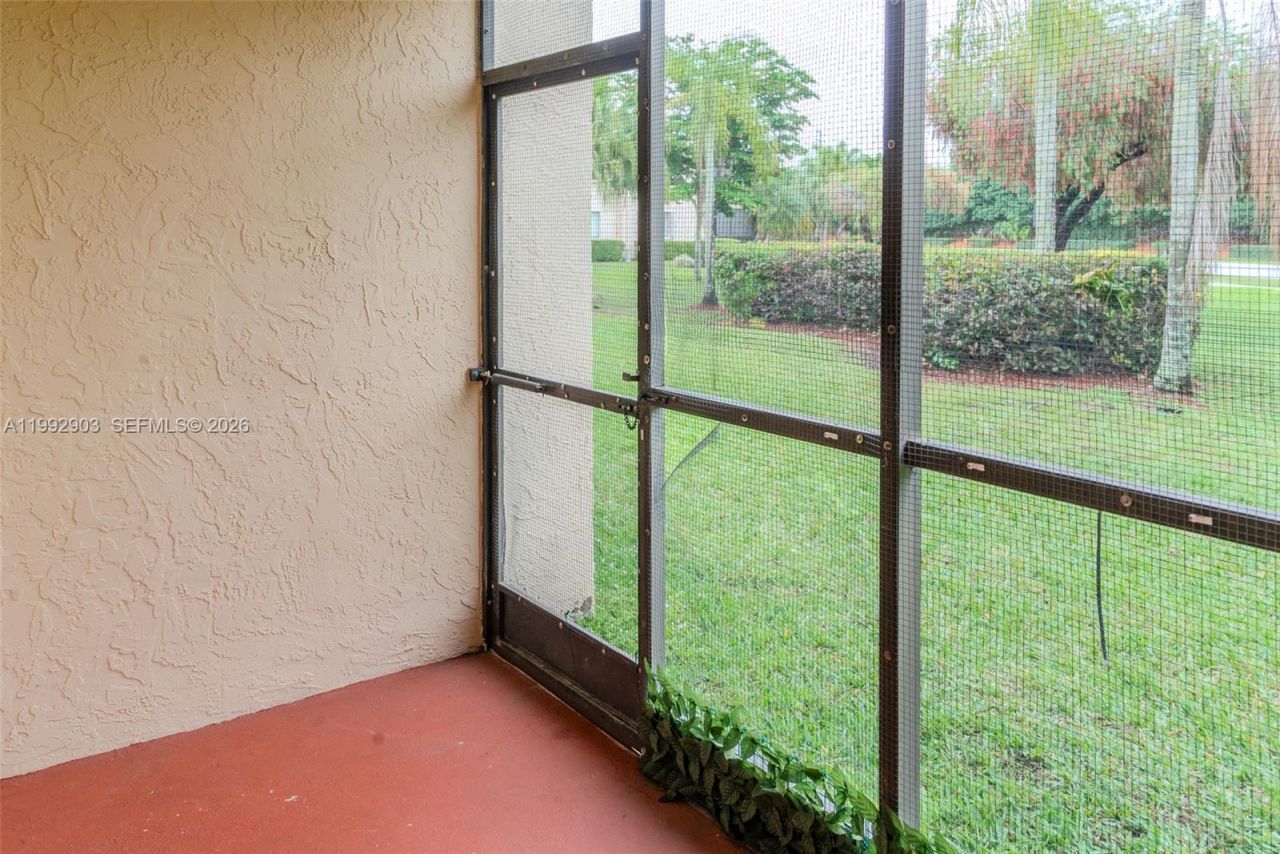 16431 Blatt Blvd, Unit 103, Weston, FL 33326 Photo