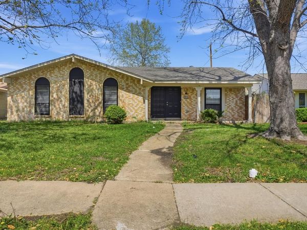 1917 Aspen Lane, Garland, TX 75044