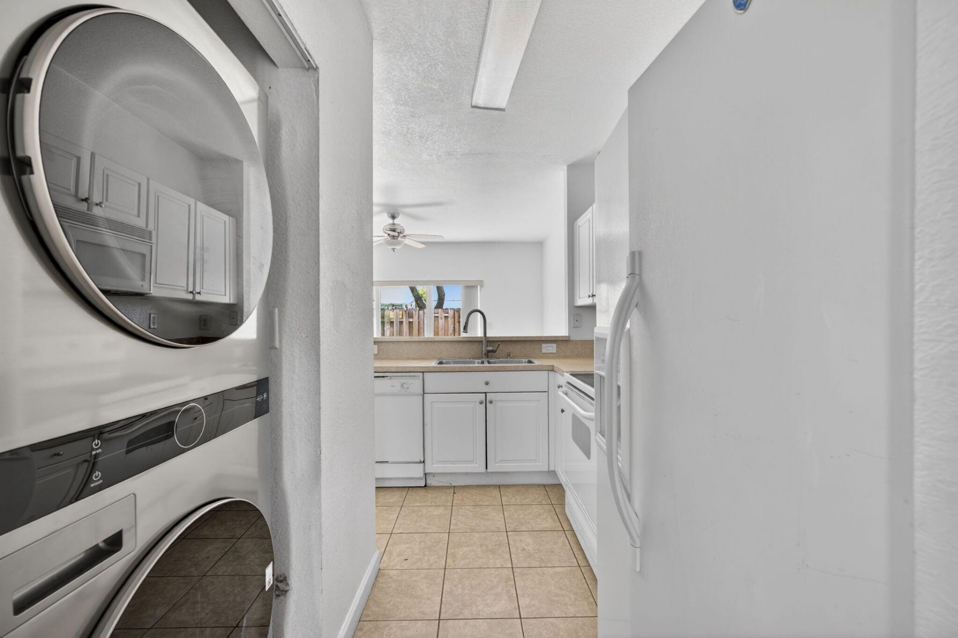 1575 NE 33rd Avenue, Unit 105, Homestead, FL 33033 Photo