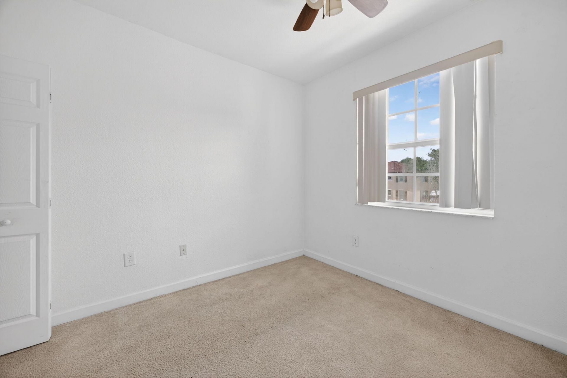 1575 NE 33rd Avenue, Unit 105, Homestead, FL 33033 Photo