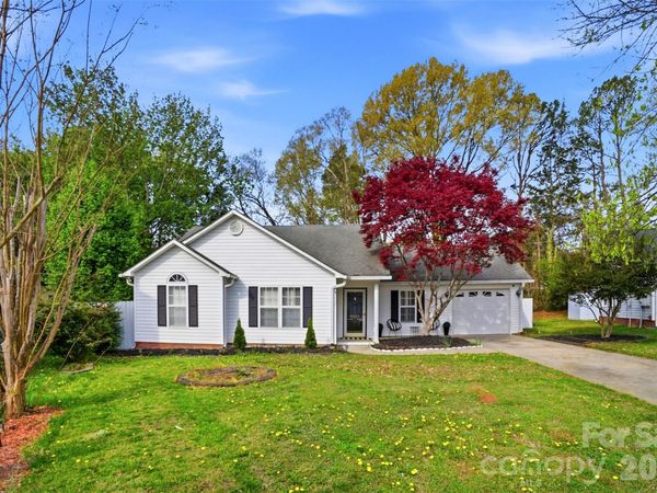 6406 Currywood Place , Charlotte, NC 28227