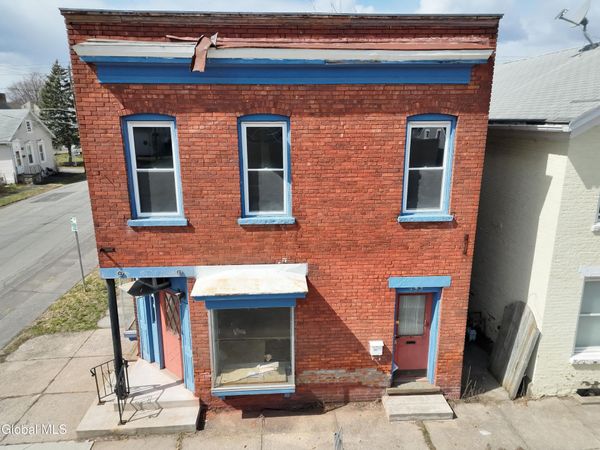 793 5th Avenue, Troy, NY 12182