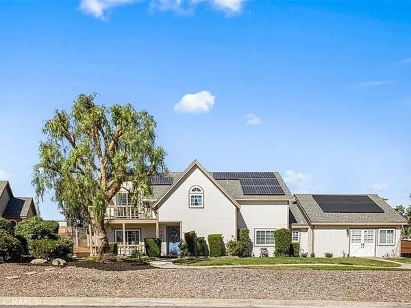 7213 Piute Creek, Corona, CA 92881