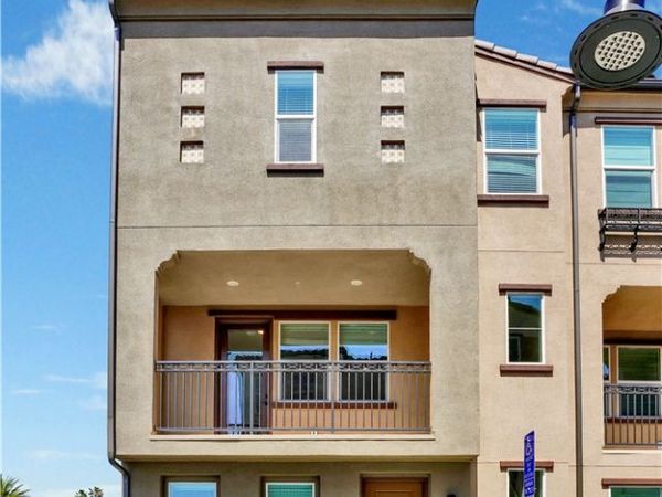 2211 W Orange, Unit 21, Anaheim, CA 92804