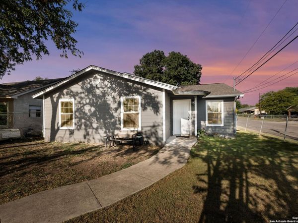 2203 19th, San Antonio, TX 78207