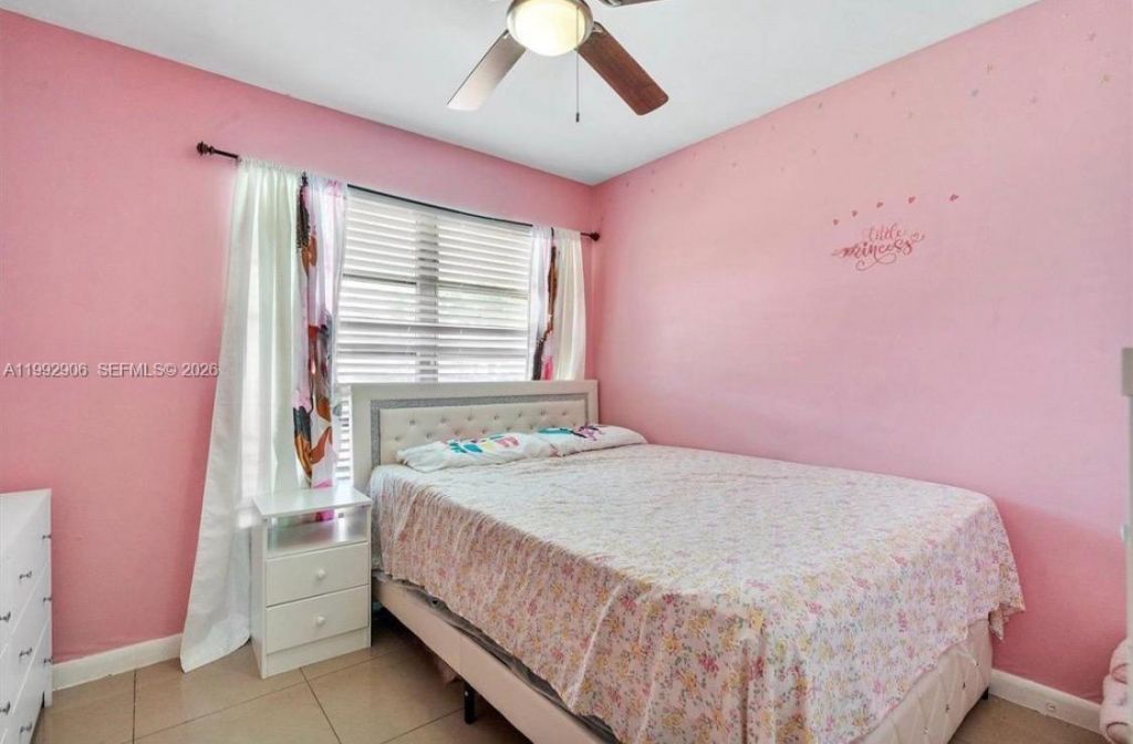 1840 NW 33rd Ter, Lauderhill, FL 33311 Photo