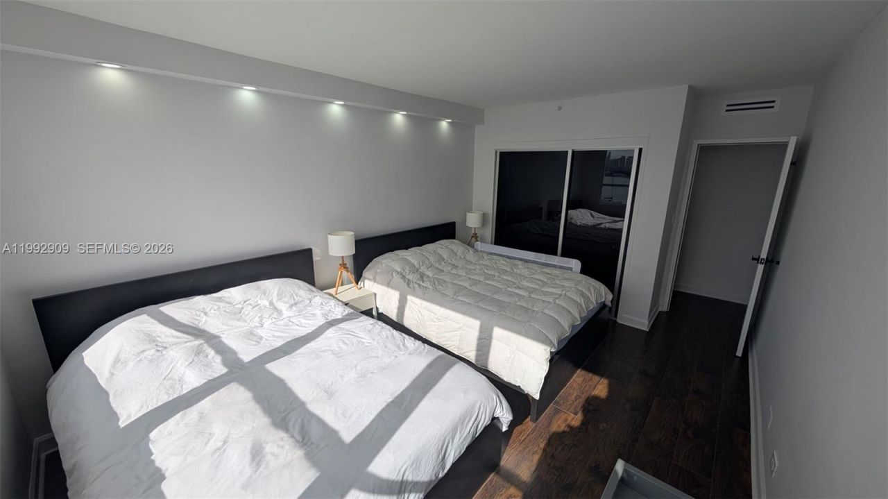 1500 Bay Rd, Unit 822S, Miami Beach, FL 33139 Photo