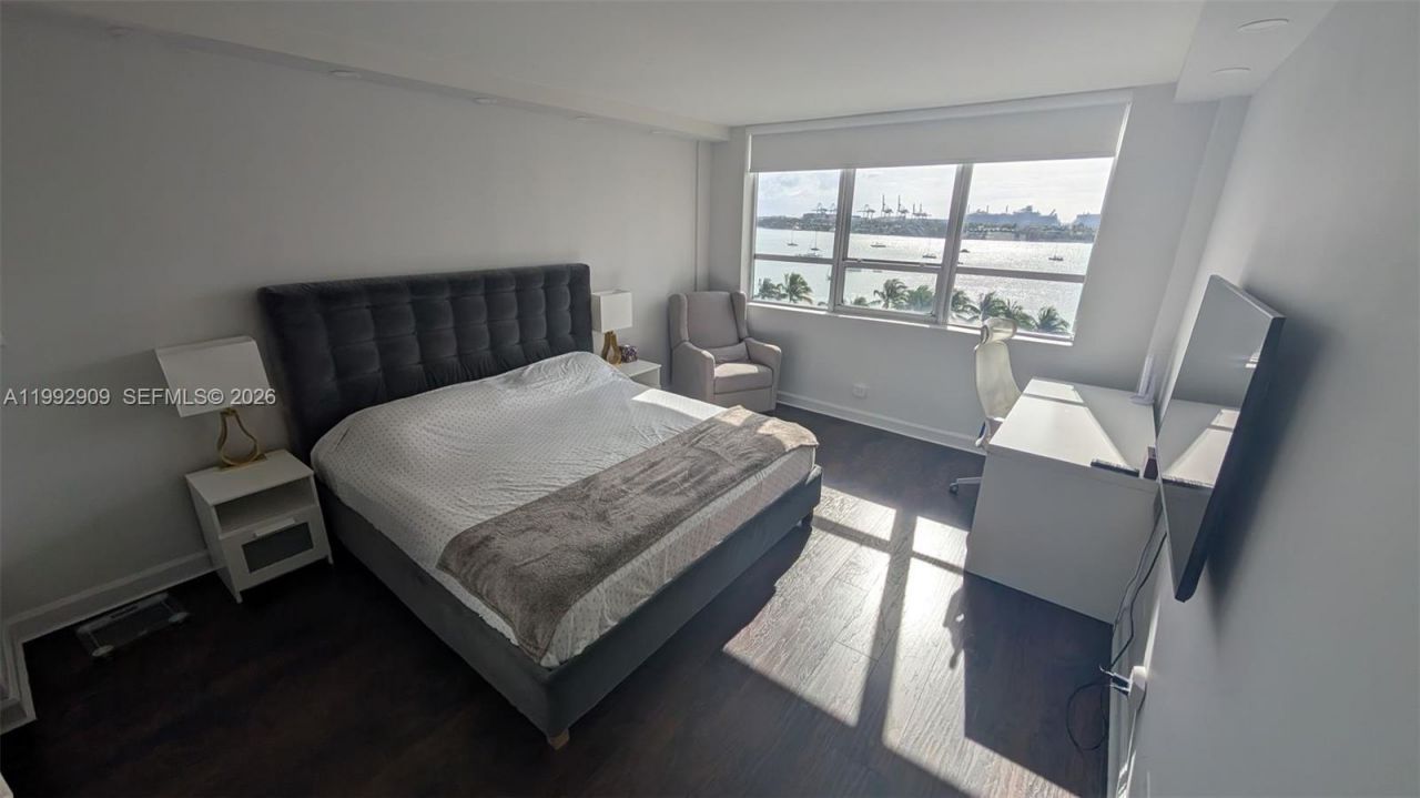 1500 Bay Rd, Unit 822S, Miami Beach, FL 33139 Photo