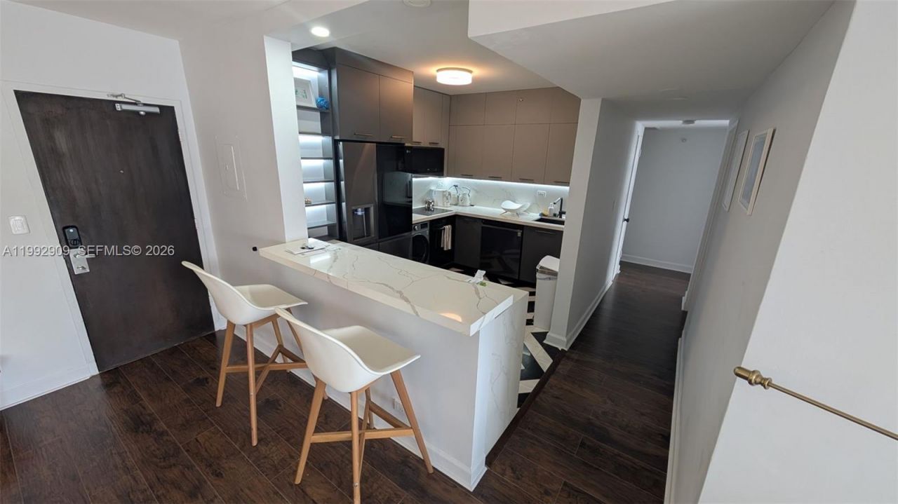 1500 Bay Rd, Unit 822S, Miami Beach, FL 33139 Photo