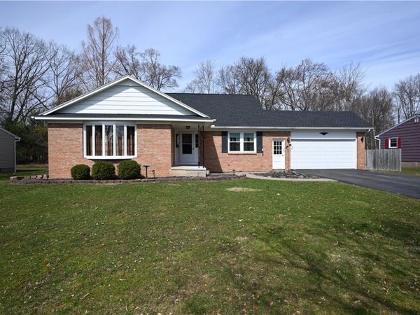 6 Hitree Lane, Rochester, NY 14624