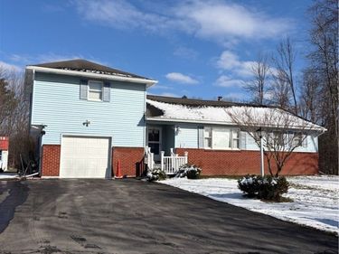 12 Concord Boulevard, New Hartford, NY 13413