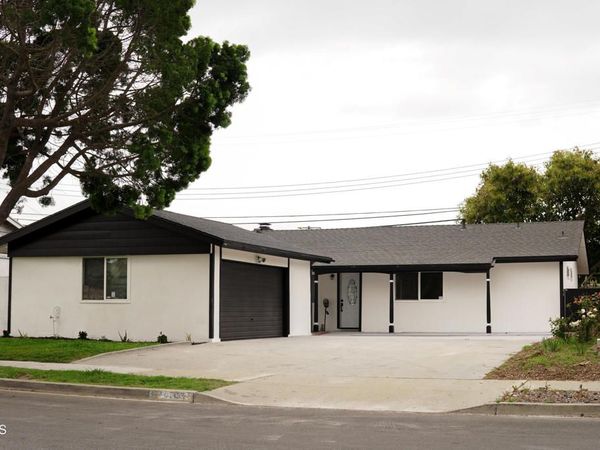 1430 Huntswood Way, Oxnard, CA 93030