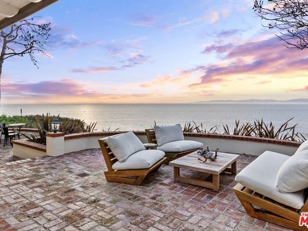 1115 W Palos Verdes Drive, Palos Verdes Estates, CA 90274