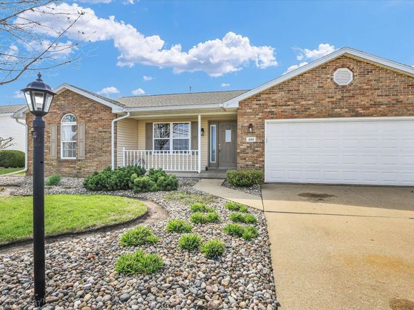 609 Pheasant Run Road, Tuscola, IL 61953