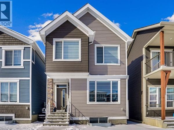 137 Seton Villas Southeast, Calgary, AB T3M3L8