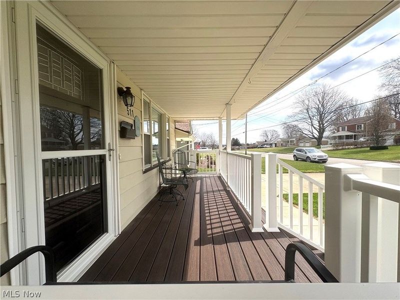 511 Edison Street, Struthers, OH 44471 Photo 2