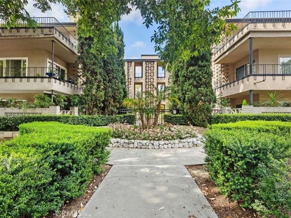 1235 S Orange Grove Boulevard, Unit 1, Pasadena, CA 91105