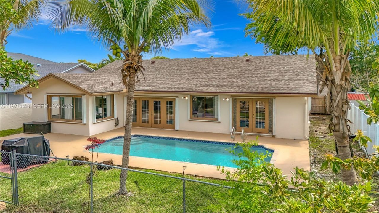 4241 NW 74th Ave, Lauderhill, FL 33319 Photo