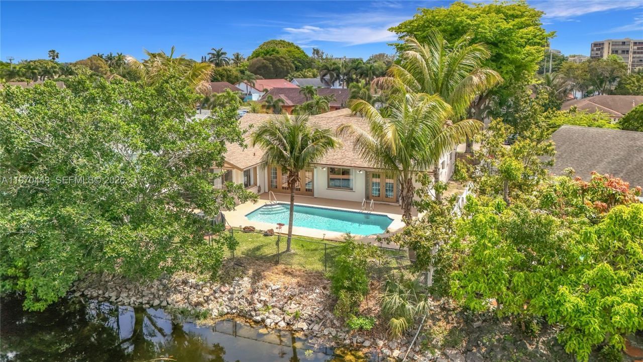 4241 NW 74th Ave, Lauderhill, FL 33319 Photo