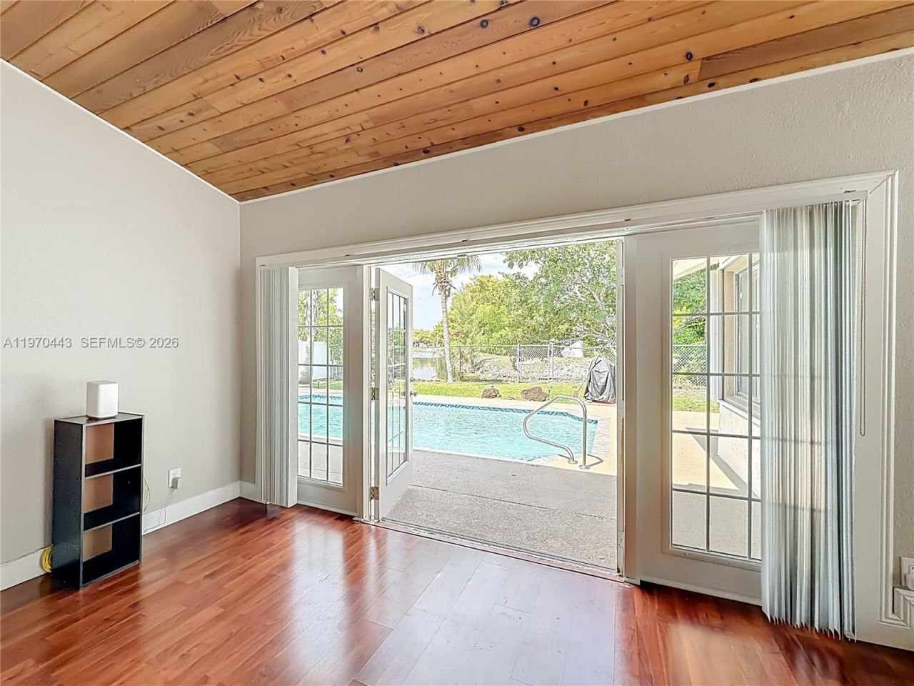 4241 NW 74th Ave, Lauderhill, FL 33319 Photo