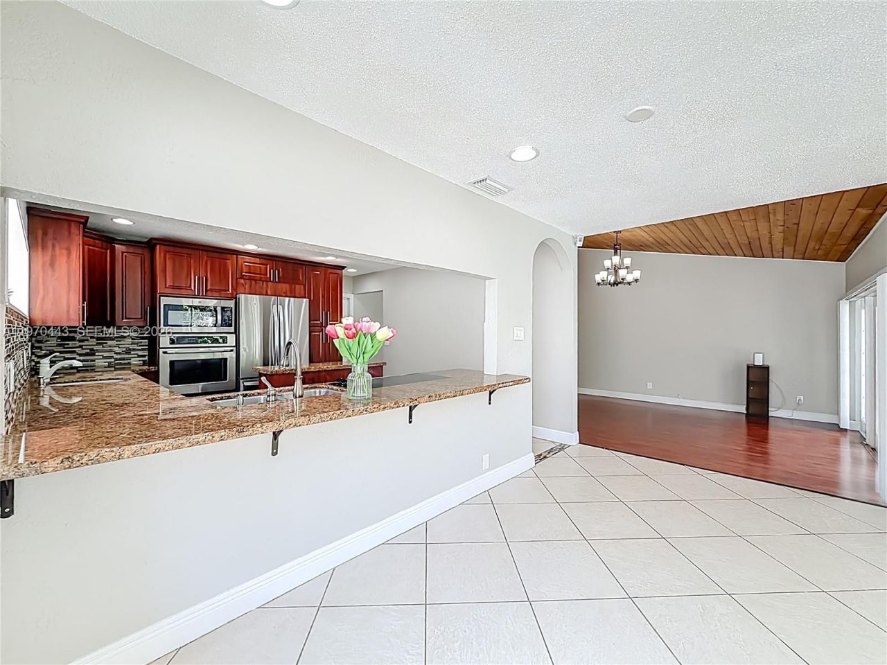 4241 NW 74th Ave, Lauderhill, FL 33319 Photo