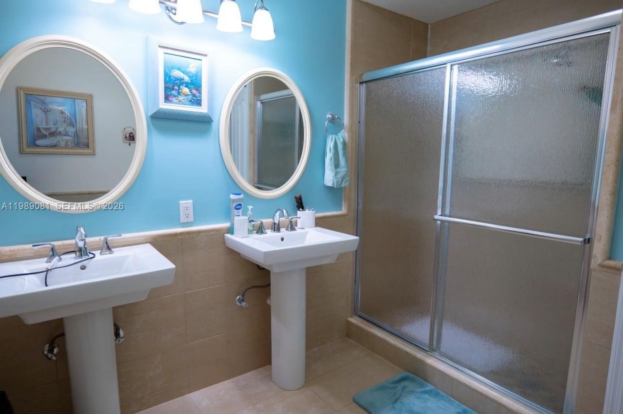 Please Call For Address, Miami, FL 33196 Photo