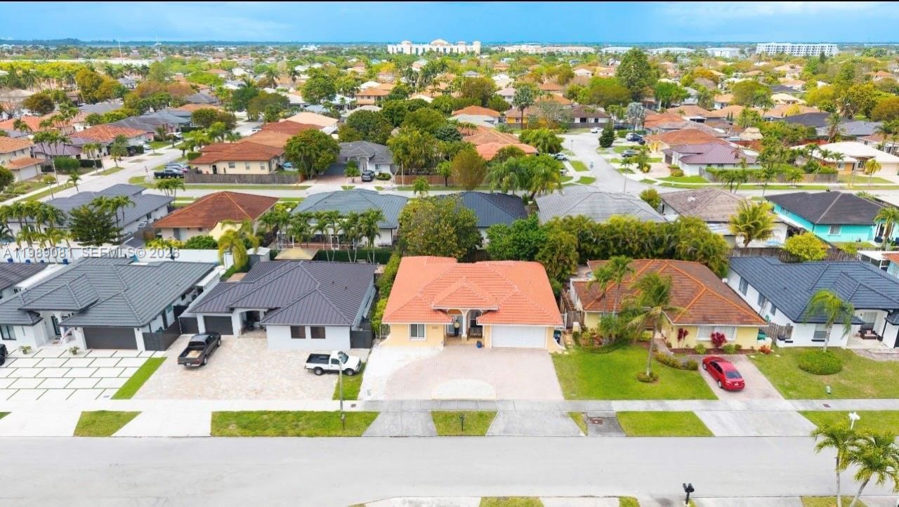 Please Call For Address, Miami, FL 33196 Photo