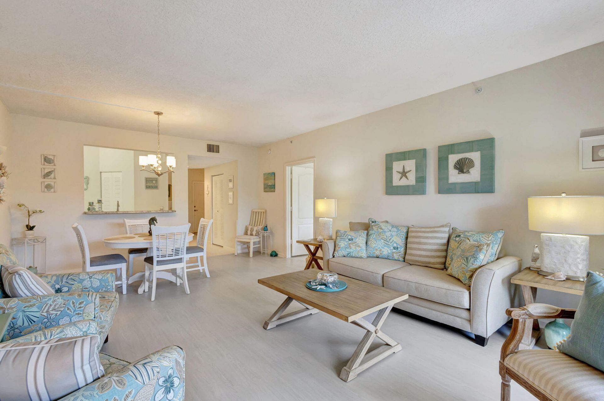 800 Uno Lago Drive, Unit 302, Juno Beach, FL 33408 Photo