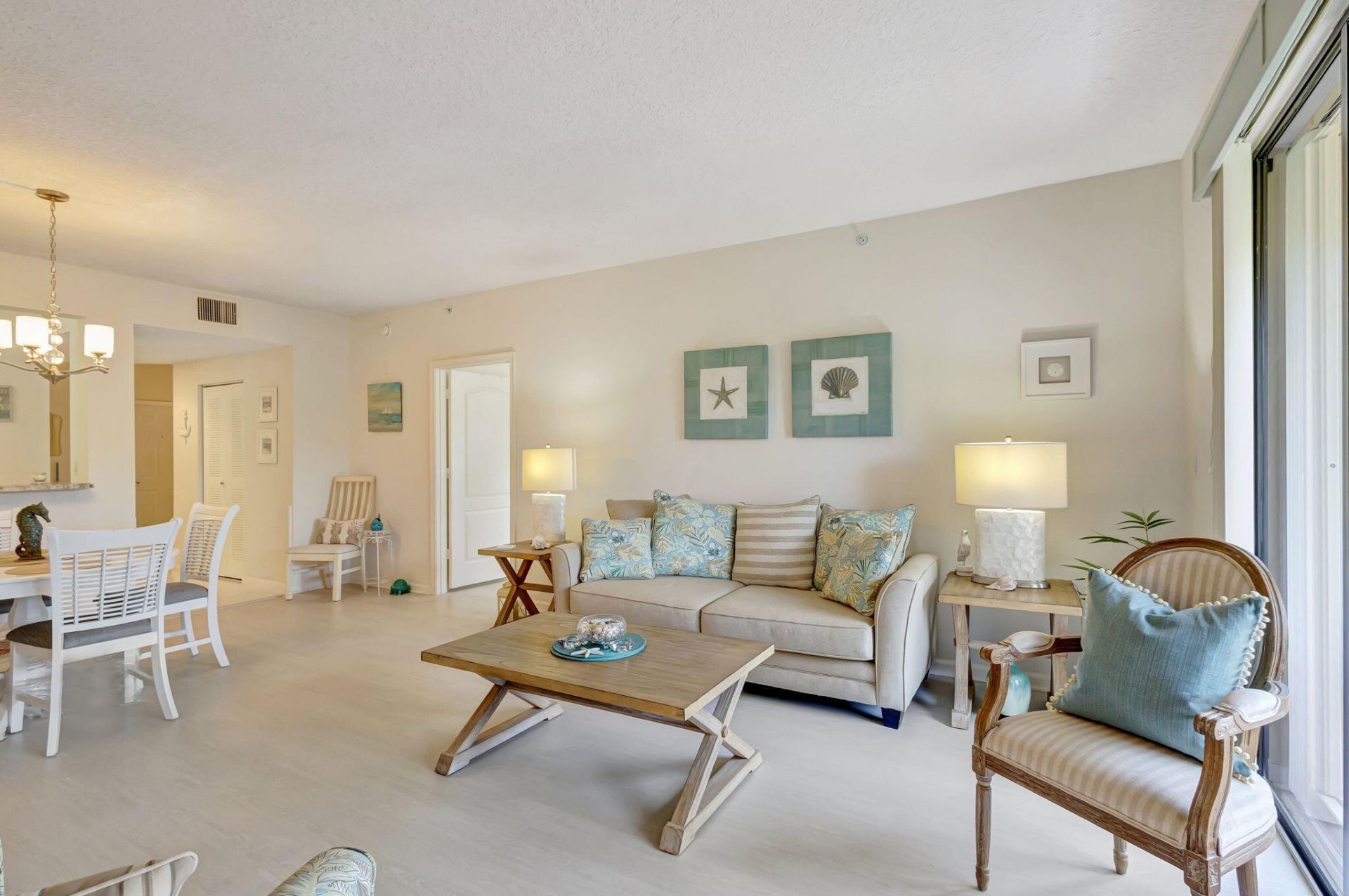 800 Uno Lago Drive, Unit 302, Juno Beach, FL 33408 Photo