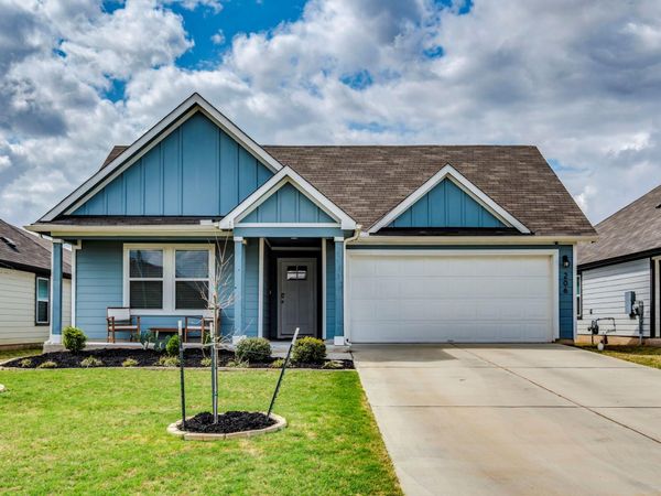 206 Fort Clark Springs DR, Hutto, TX 78634