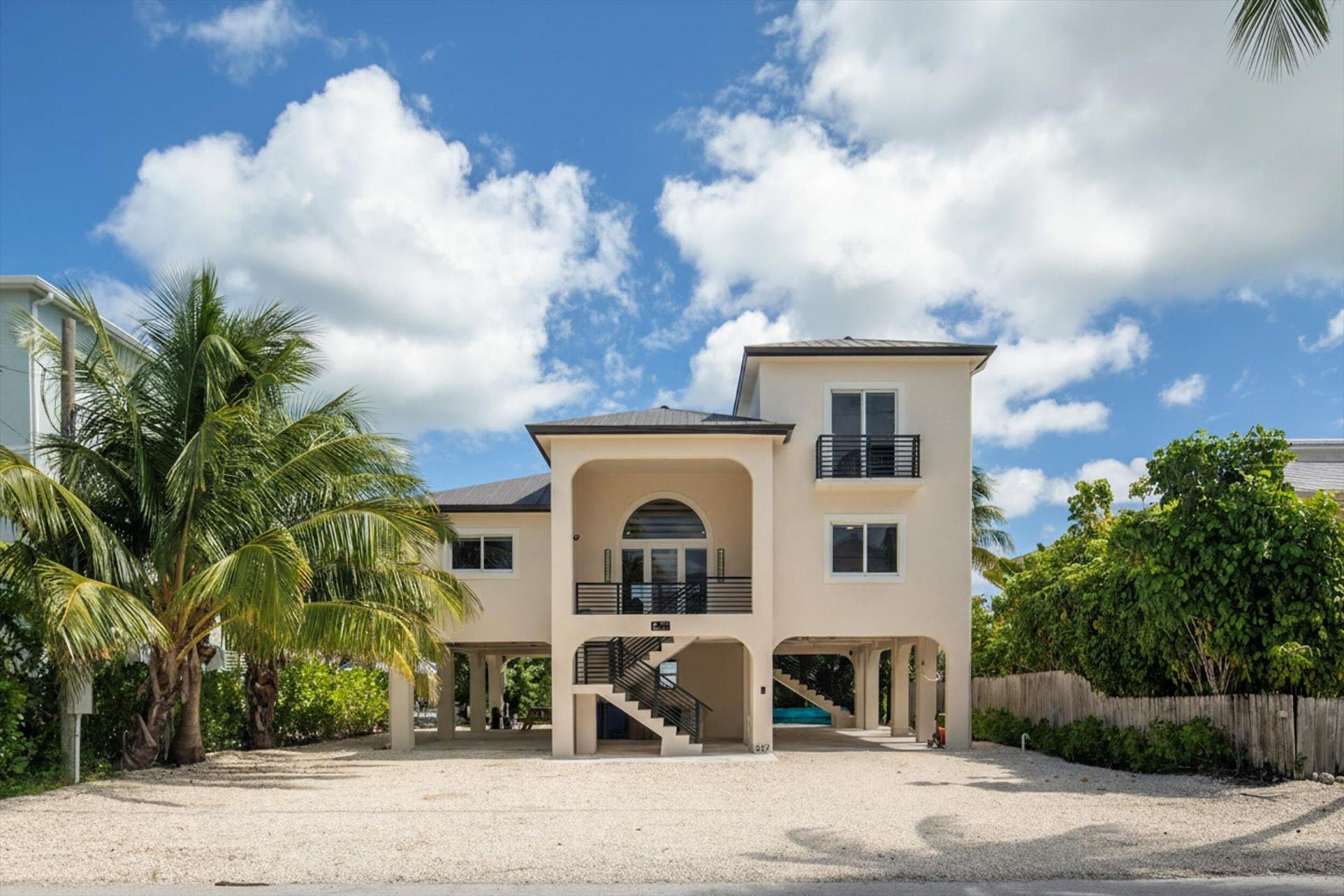 937 Gulf Drive, Summerland Key, FL 33042 Photo
