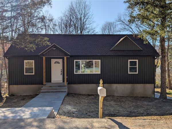 9 Park Road, Carmel, NY 10512