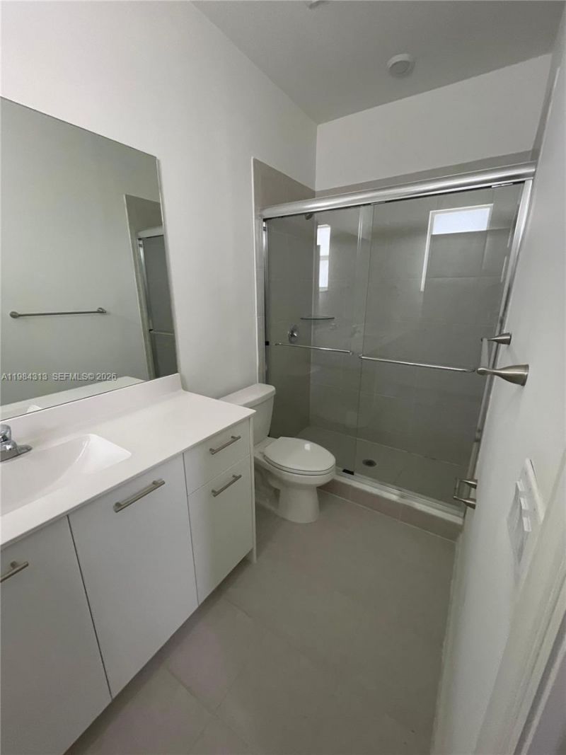 2377 NW 122nd Ter, Unit 2377, Miami, FL 33167 Photo