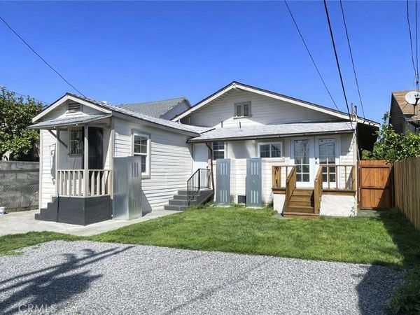 1344 E 43rd Pl, Los Angeles, CA 90011