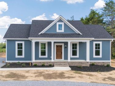 8714 Hat Creek Road, Brookneal, VA 24528