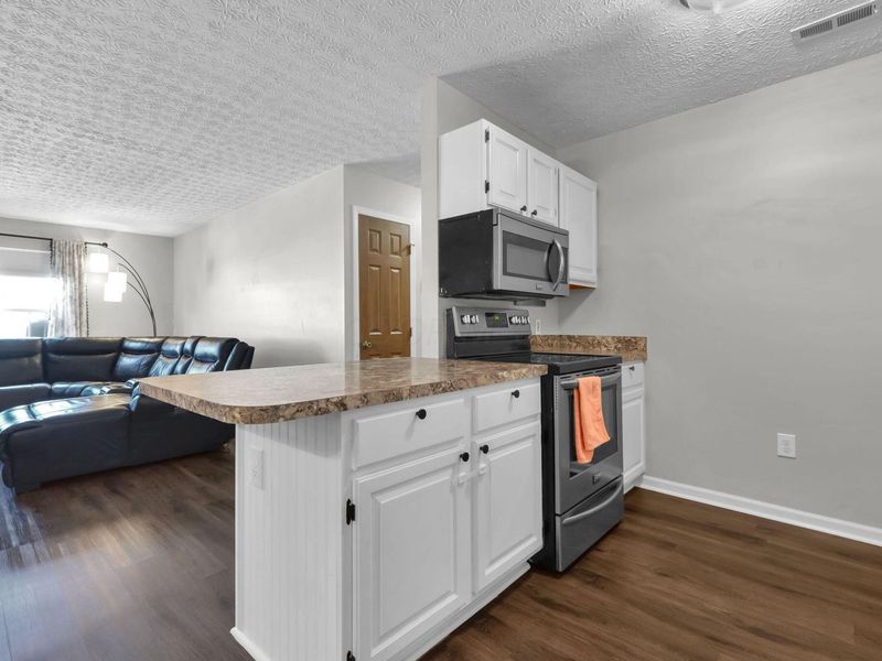 185 Groveport Pike , Unit 1B, Canal Winchester, OH 43110 Photo 8