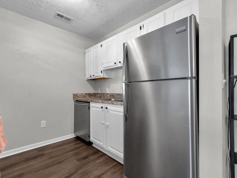 185 Groveport Pike , Unit 1B, Canal Winchester, OH 43110 Photo 9