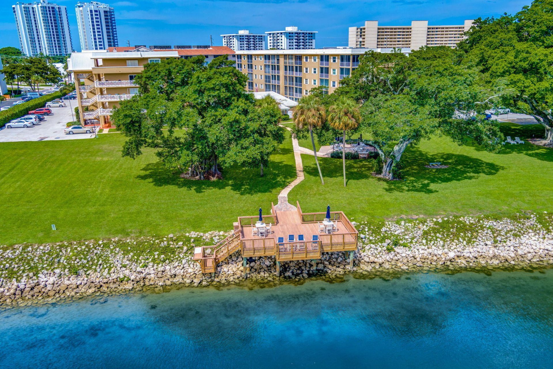 300 Golfview Road, Unit 506, North Palm Beach, FL 33408 Photo