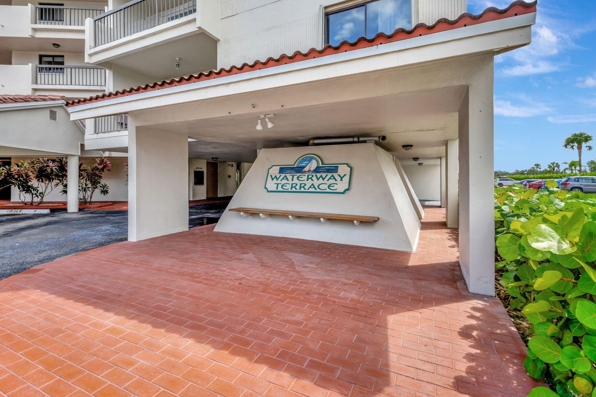 300 Golfview Road, Unit 506, North Palm Beach, FL 33408 Photo