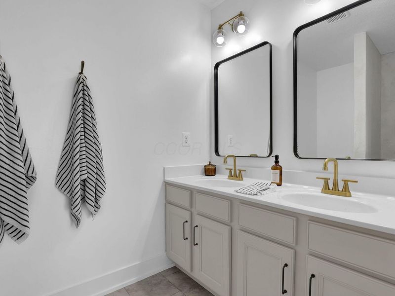 648 Brevard Circle, Pickerington, OH 43147 Photo 25