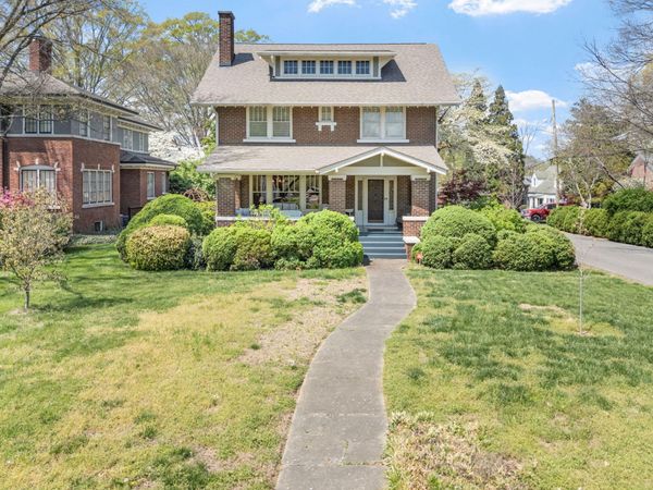 853 N Ocoee Street, Cleveland, TN 37311