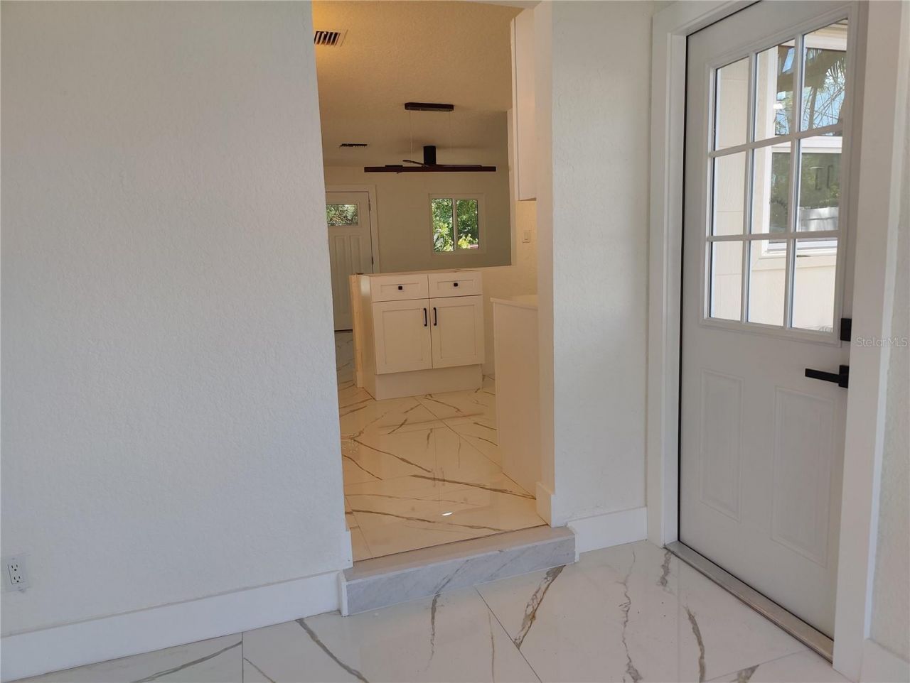 7498 Orpine Drive N, Saint Petersburg, FL 33702 Photo