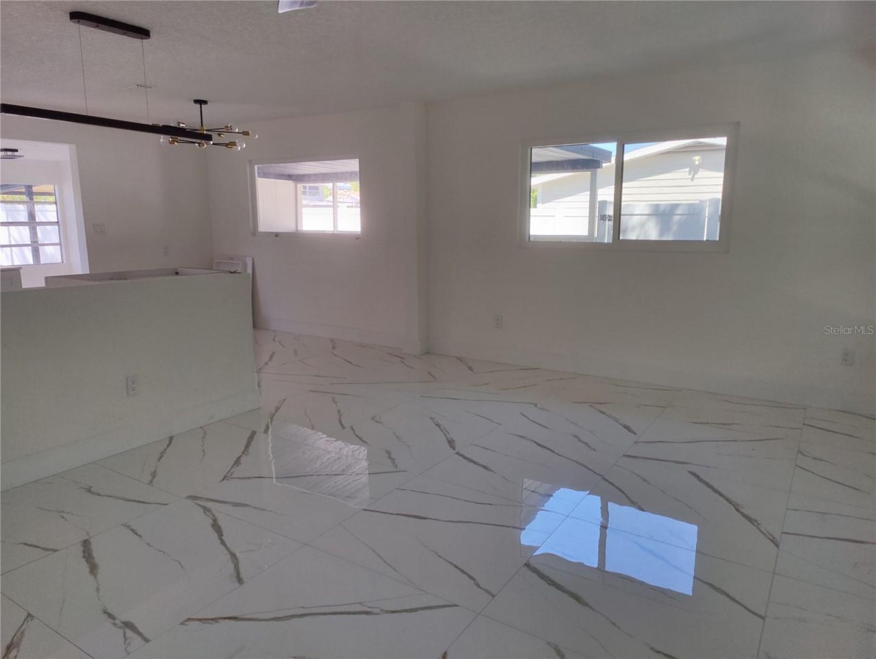 7498 Orpine Drive N, Saint Petersburg, FL 33702 Photo