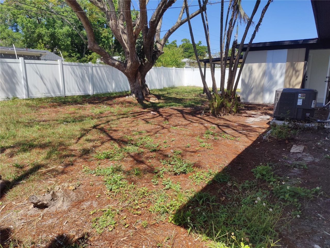 7498 Orpine Drive N, Saint Petersburg, FL 33702 Photo