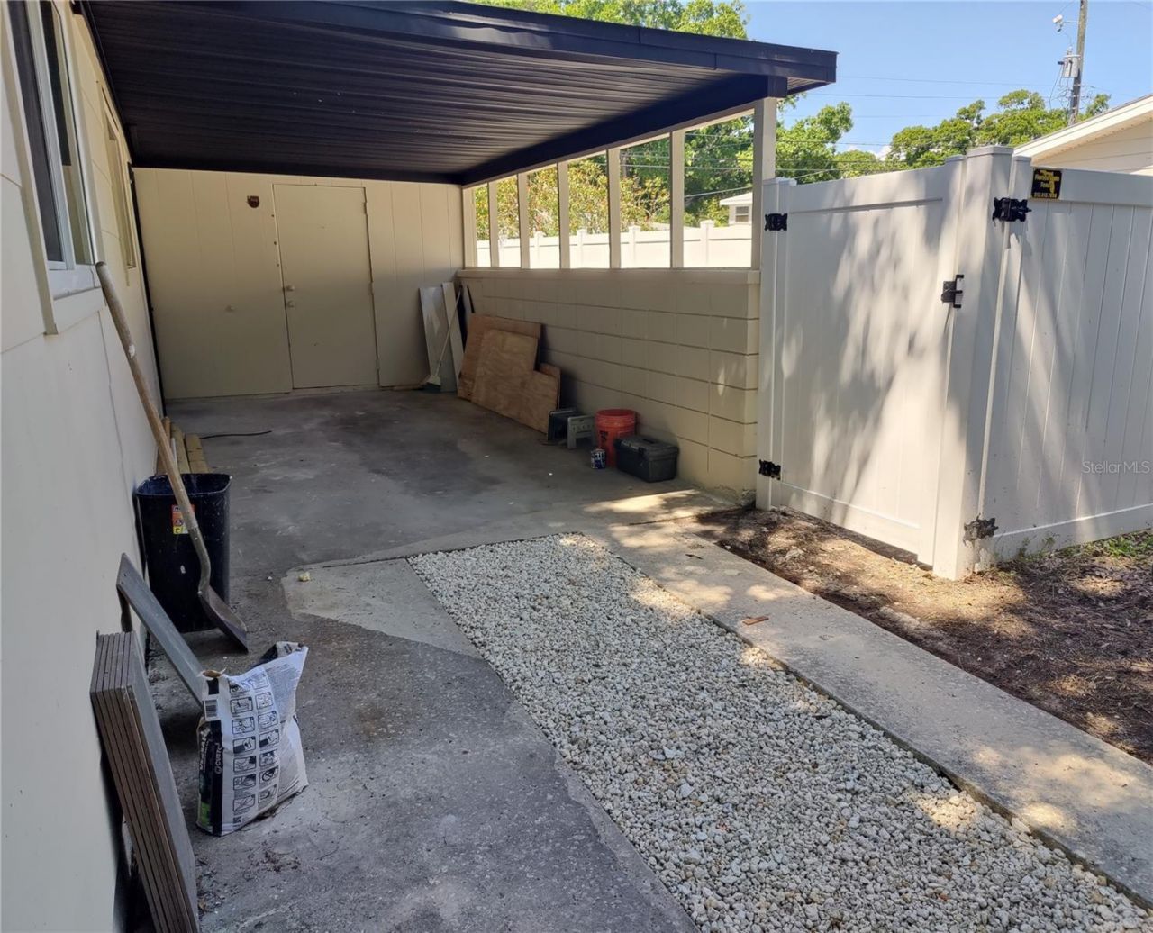 7498 Orpine Drive N, Saint Petersburg, FL 33702 Photo