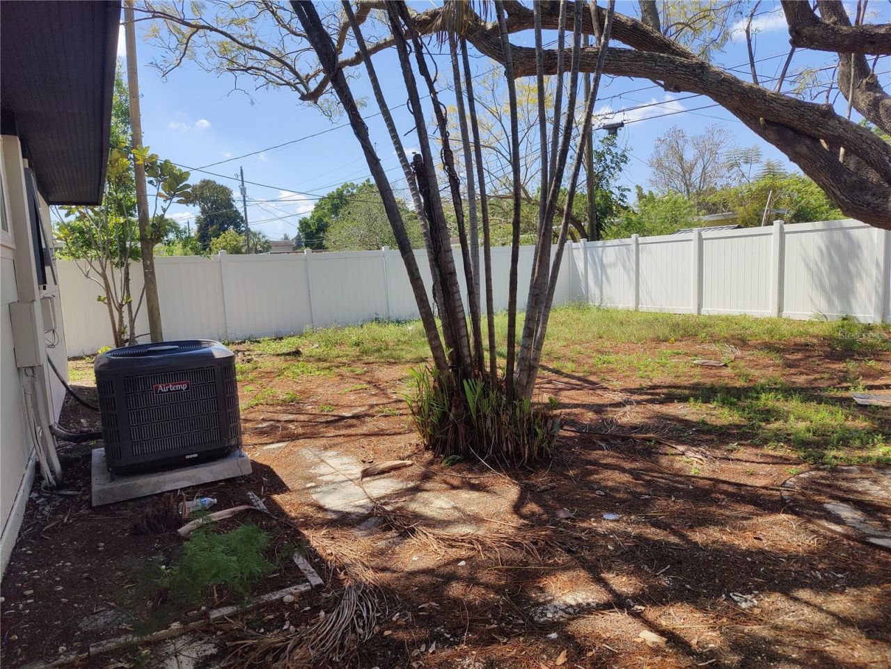 7498 Orpine Drive N, Saint Petersburg, FL 33702 Photo