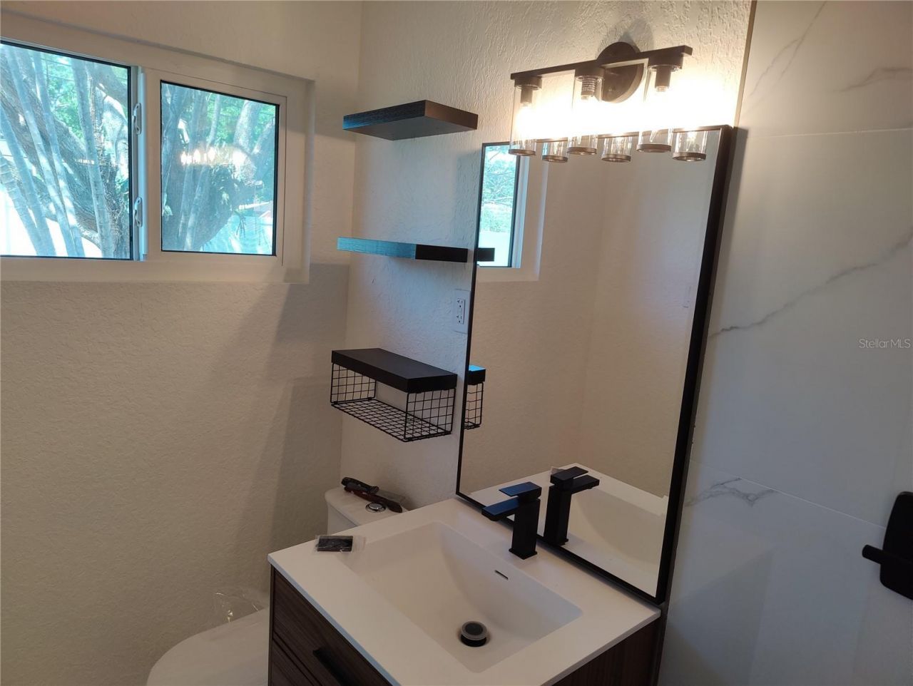 7498 Orpine Drive N, Saint Petersburg, FL 33702 Photo