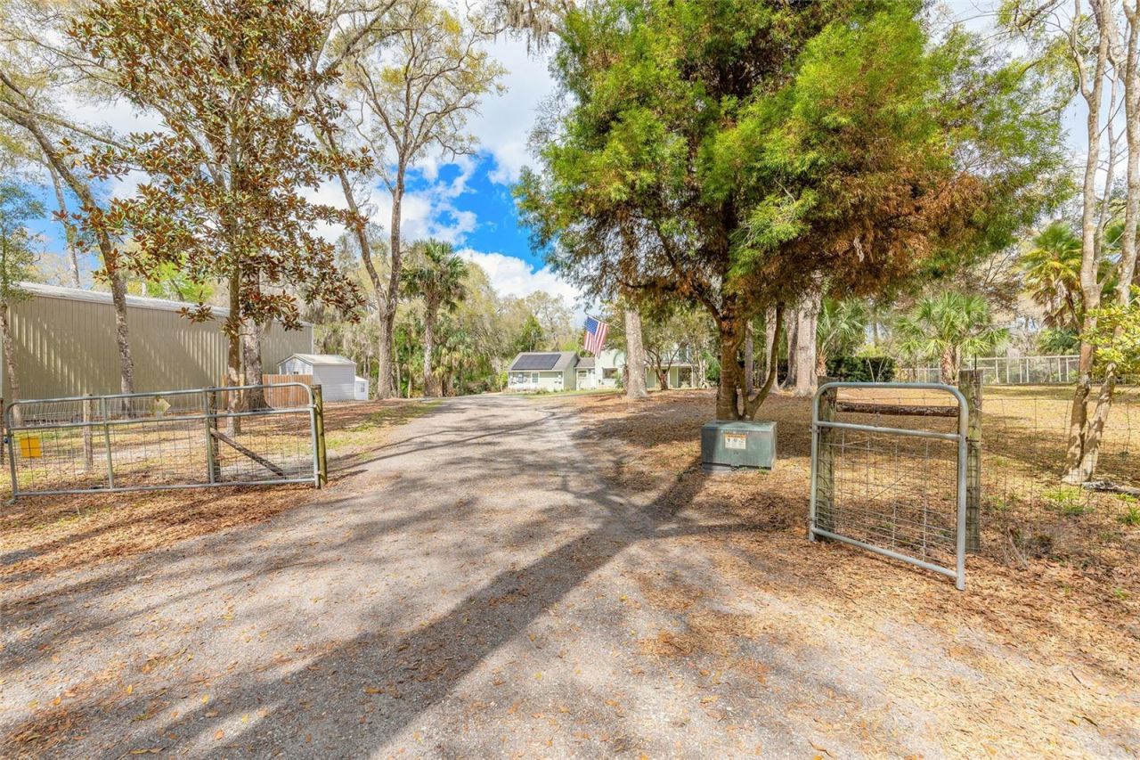 2090 & 2095 Stone Road , Deland, FL 32720 Photo