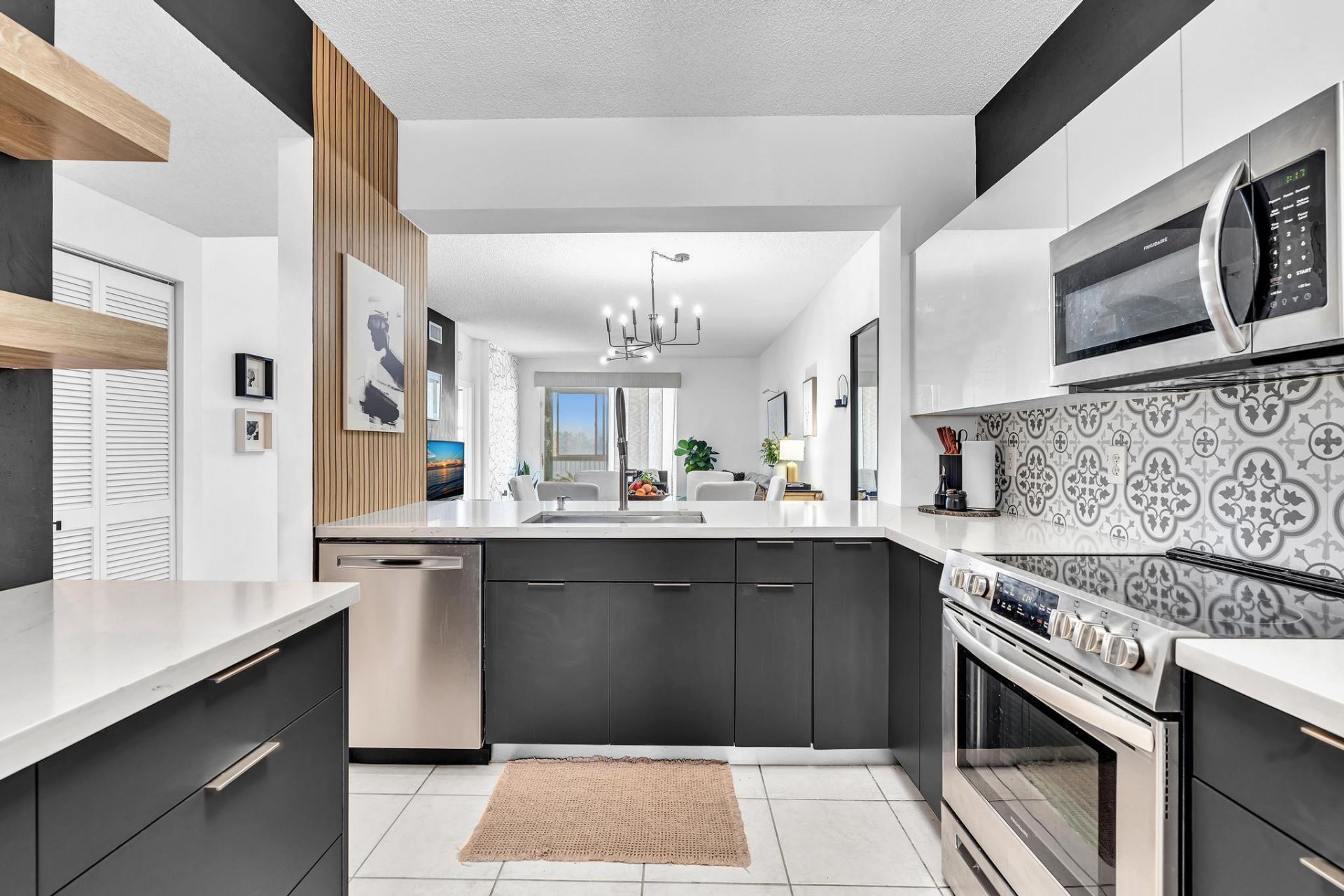 7775 Southampton Terrace, Unit 405, Tamarac, FL 33321 Photo