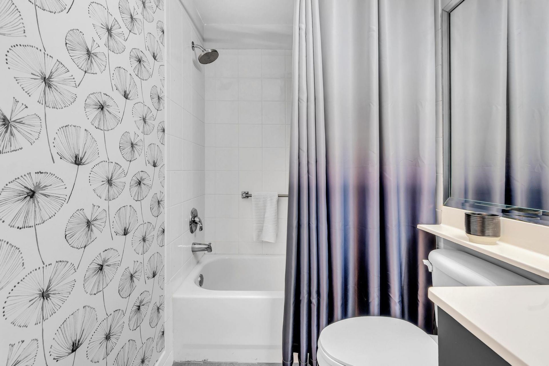 7775 Southampton Terrace, Unit 405, Tamarac, FL 33321 Photo